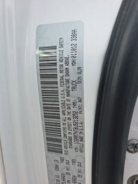 Used 2018 RAM 1500 Laramie w/ Convenience Group image 9