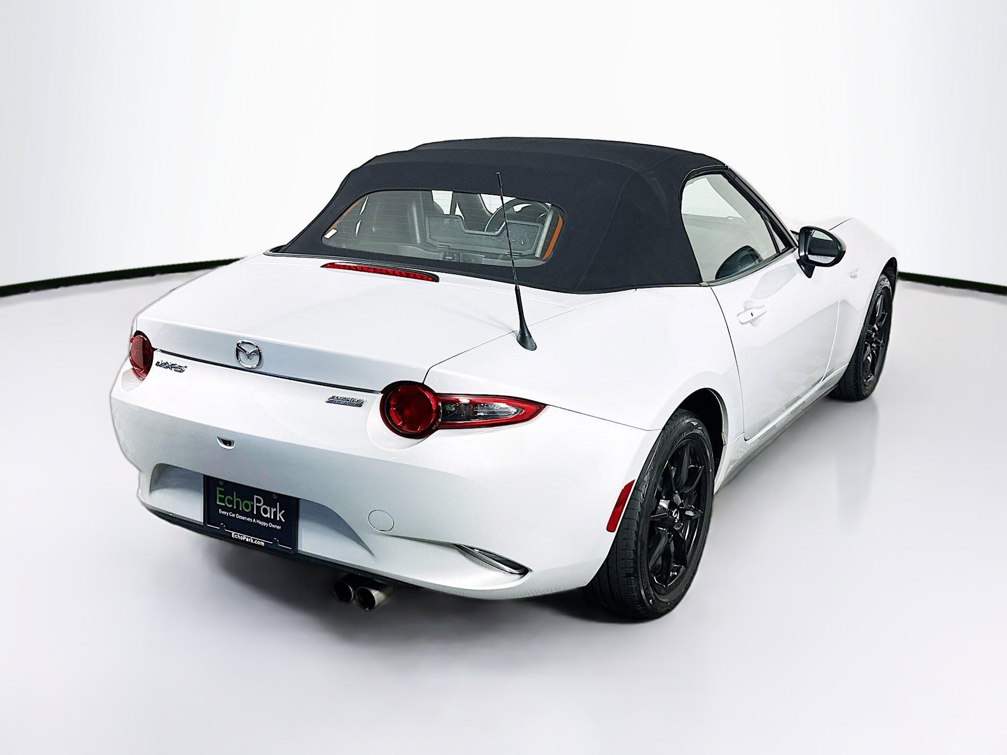 Used 2019 MAZDA MX-5 Miata Sport w/ I-ACTIVSENSE Sport Package RWD image 9
