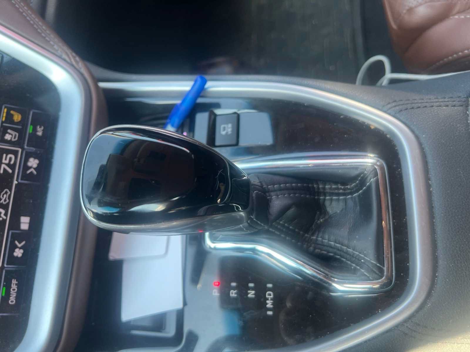 Used 2022 Subaru Outback Touring XT AWD/4WD image 19
