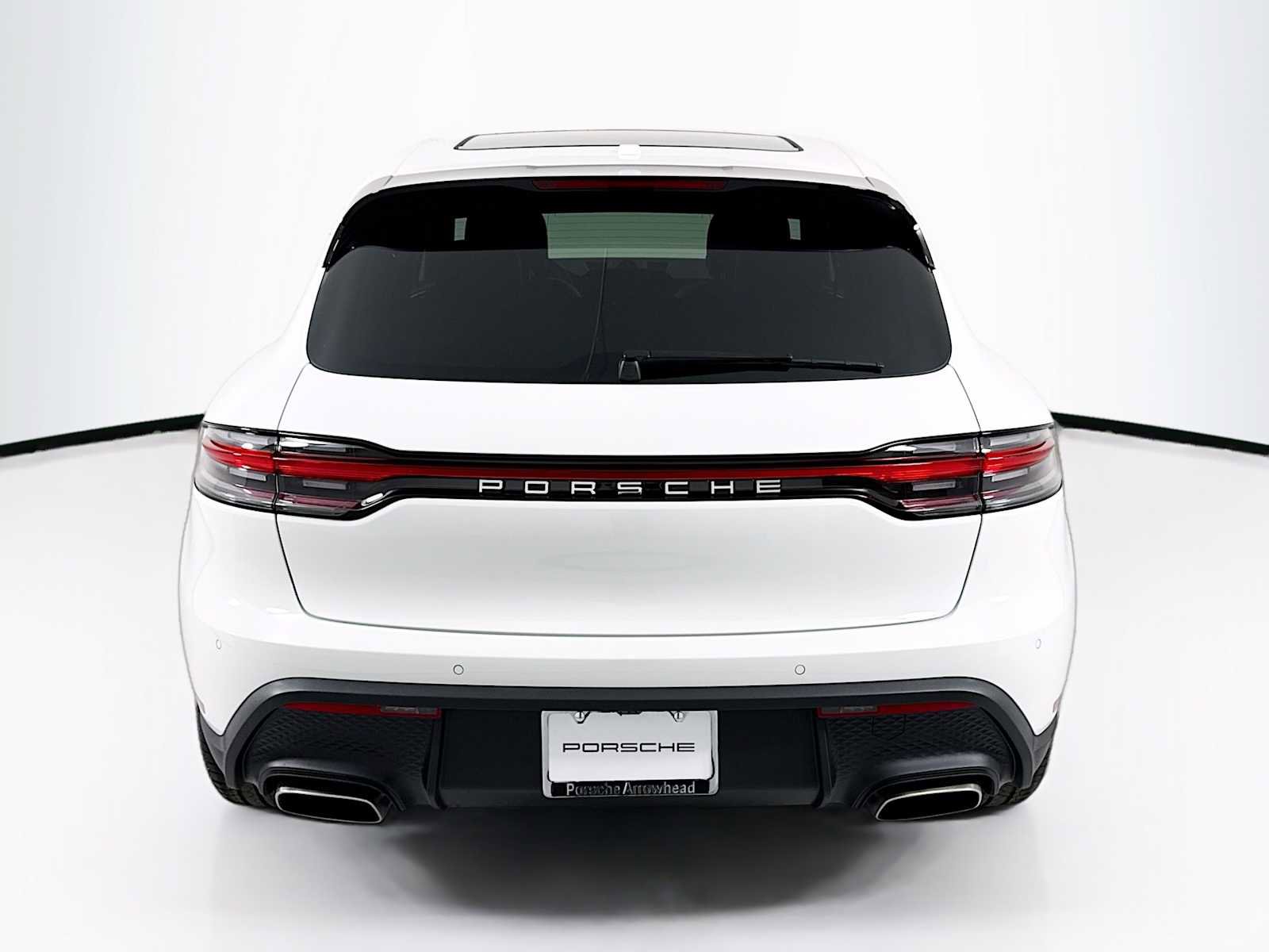 New 2026 Porsche Macan image 10