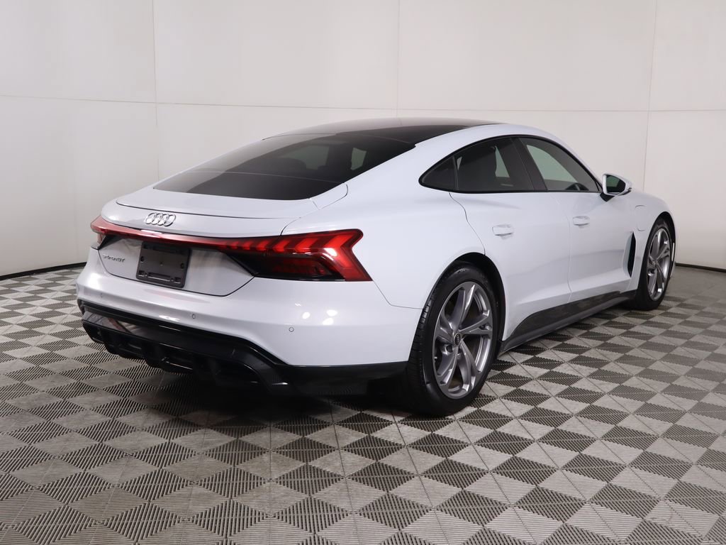Certified 2023 Audi e-tron GT Premium Plus image 5