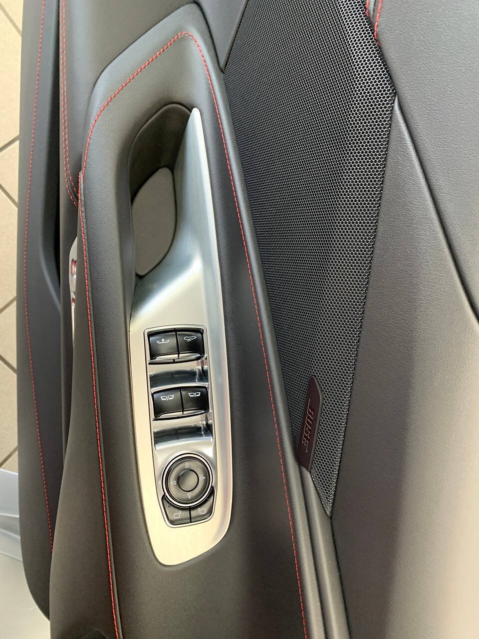 Used 2026 Chevrolet Corvette Stingray Convertible w/ 1LT RWD image 25