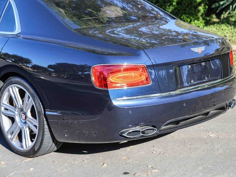 Used 2016 Bentley Flying Spur V8 AWD/4WD image 14