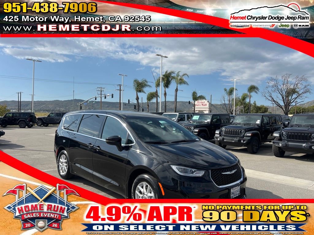 Used 2024 Chrysler Pacifica Touring