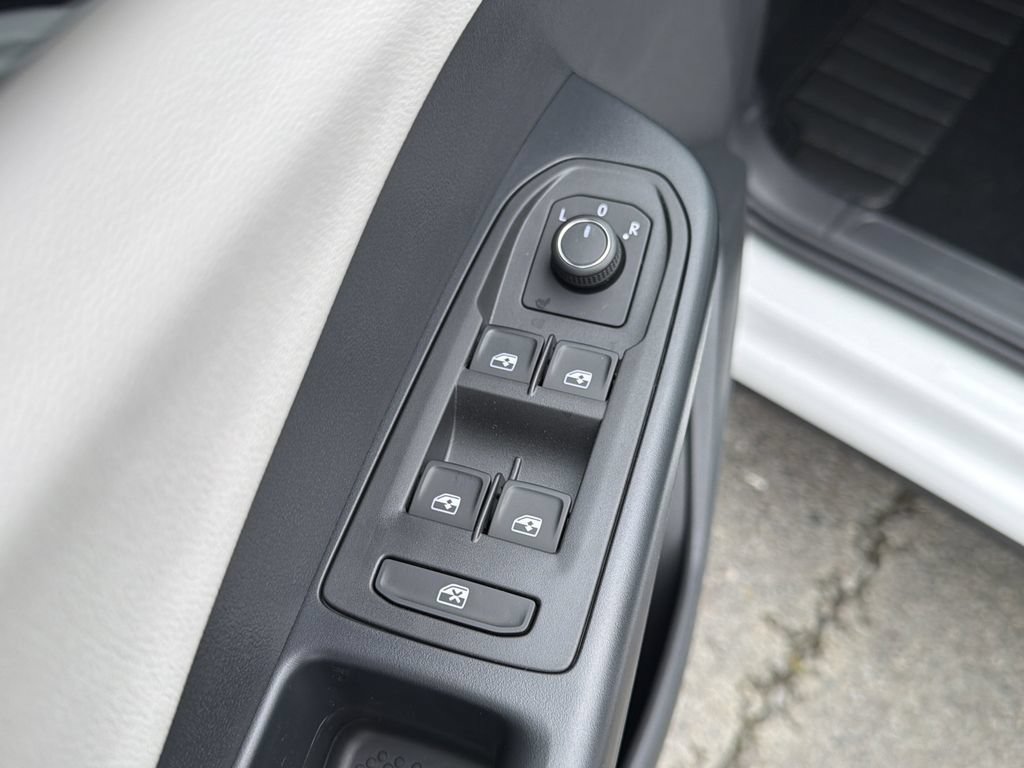 New 2026 Volkswagen Taos S FWD image 22