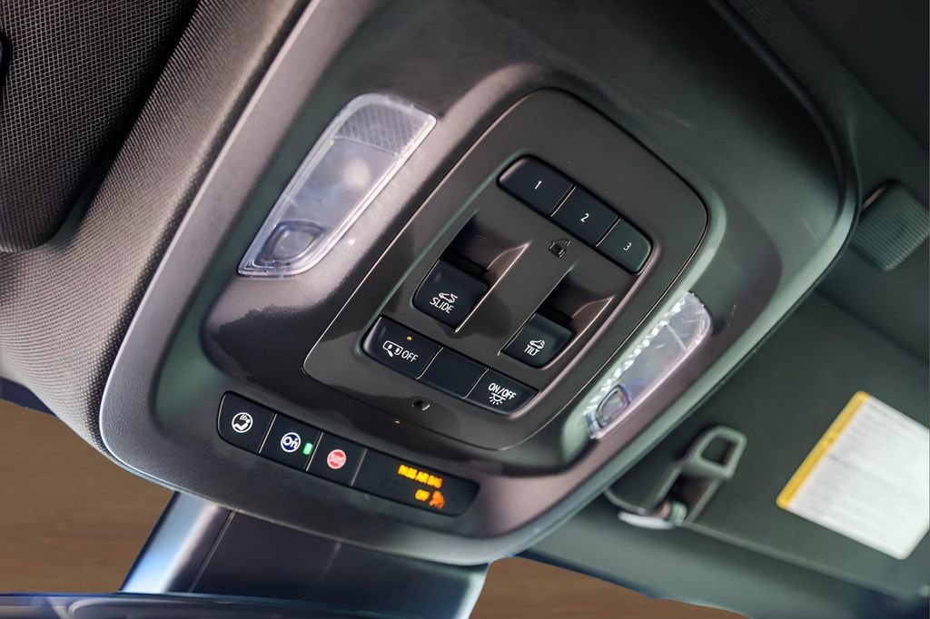 Certified 2025 Cadillac CT4 Sport RWD image 21