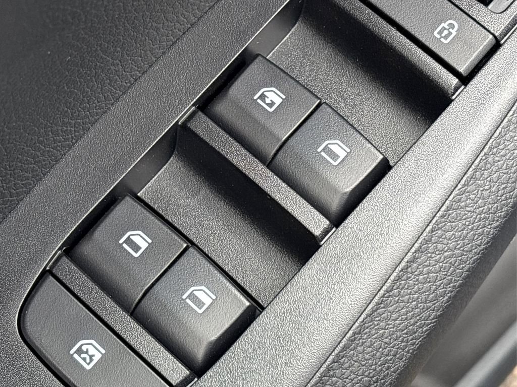 New 2026 Kia Seltos LX AWD/4WD image 23