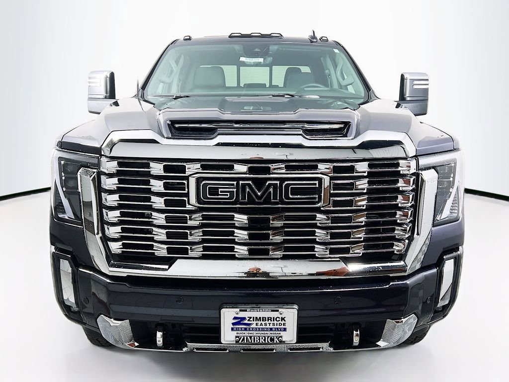 New 2026 GMC Sierra 3500 Denali w/ Denali Reserve Package AWD/4WD image 2