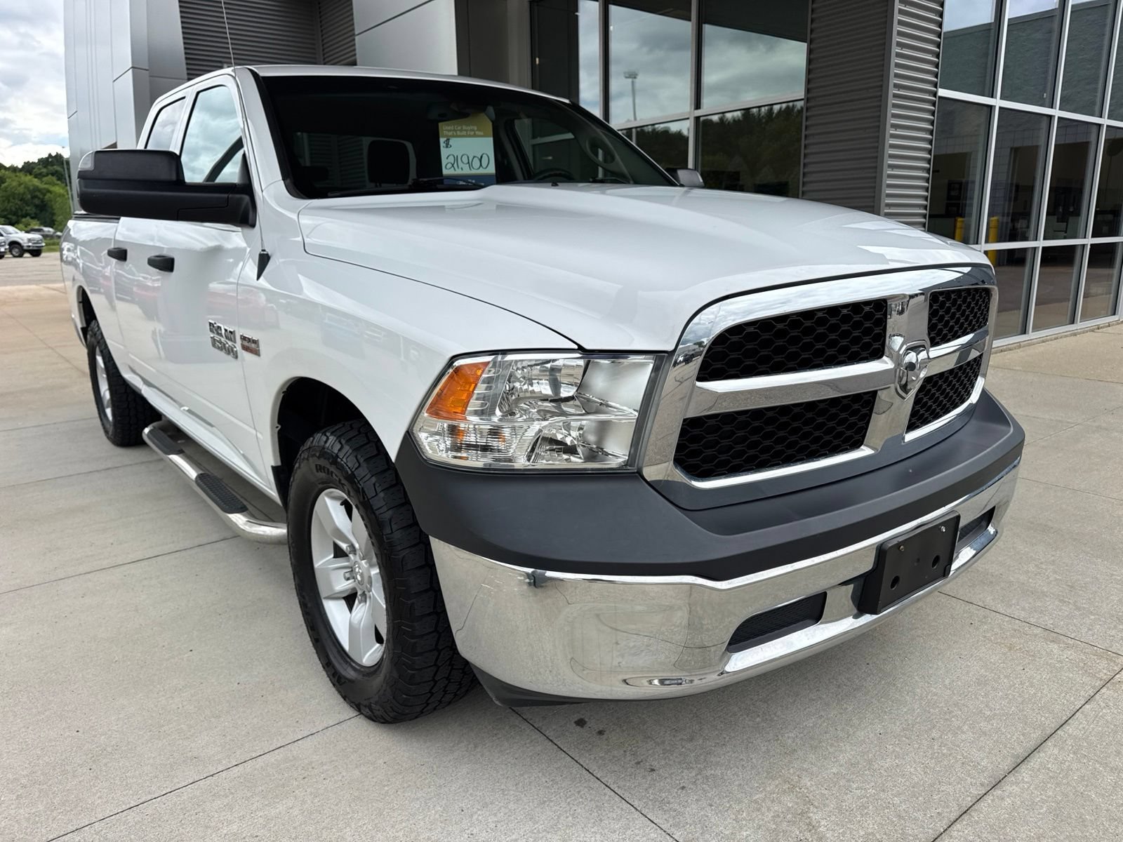 Used 2018 RAM 1500 ST w/ SXT Appearance Group AWD/4WD image 10