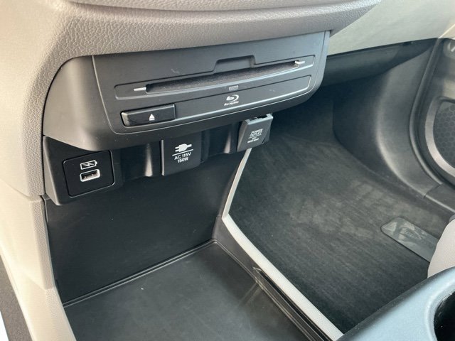 Used 2024 Honda Odyssey Elite image 25