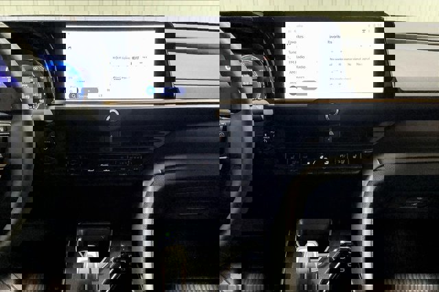 Used 2026 Toyota Crown Limited image 6