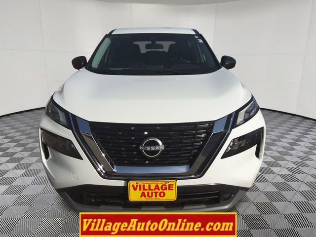 Used 2023 Nissan Rogue S AWD/4WD image 6
