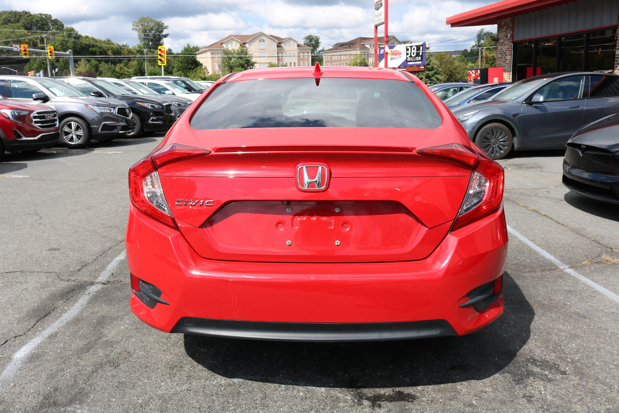 Used 2018 Honda Civic EX-L image 3