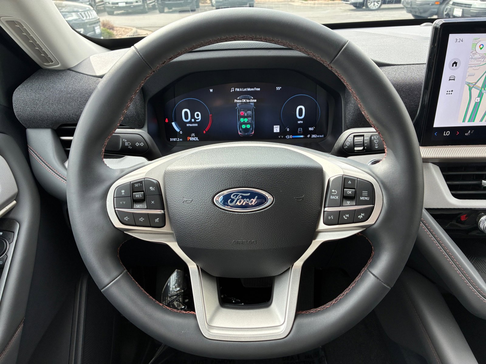 Certified 2025 Ford Explorer Active AWD/4WD image 9