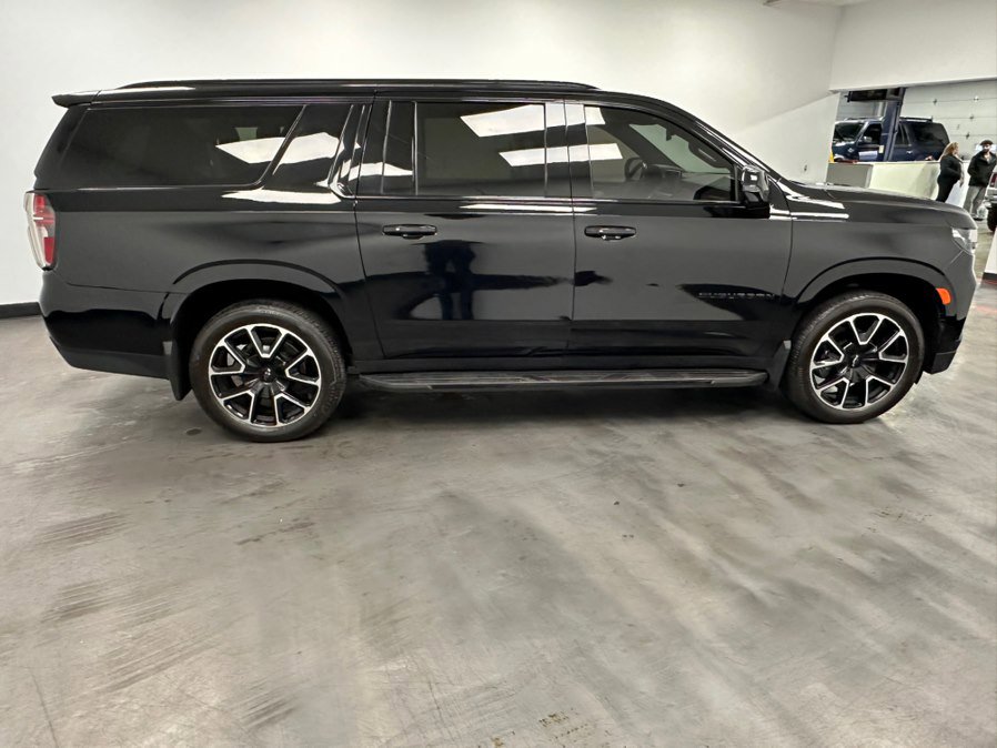 Used 2021 Chevrolet Suburban RST w/ Luxury Package image 7