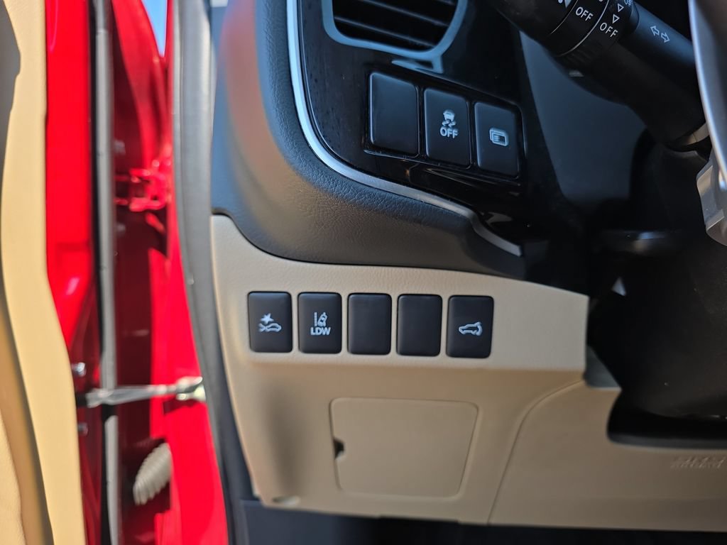 Used 2020 Mitsubishi Outlander GT AWD/4WD image 19