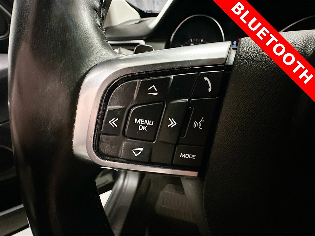 Used 2018 Land Rover Discovery Sport HSE image 35