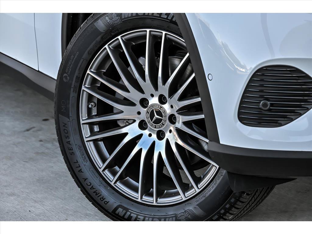 Certified 2026 Mercedes-Benz GLC 300 4MATIC image 3