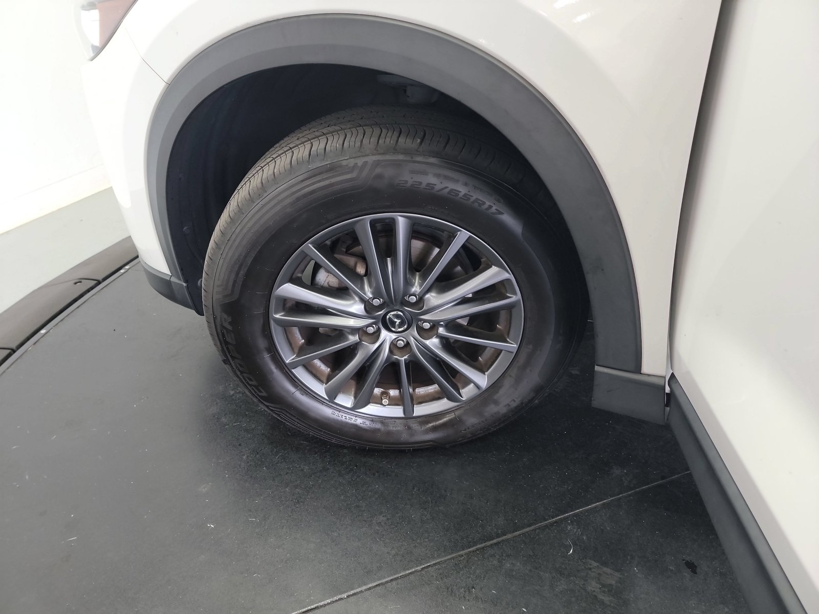 Used 2019 MAZDA CX-5 Sport FWD image 29