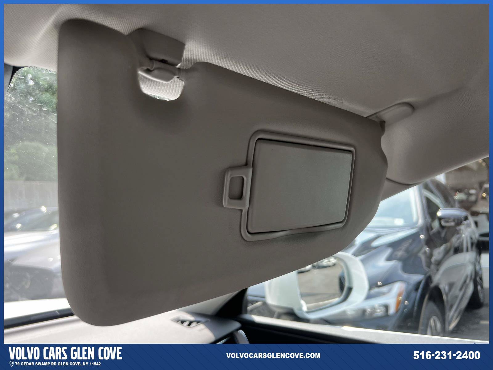 Used 2020 Volvo XC60 T5 Momentum AWD/4WD image 32
