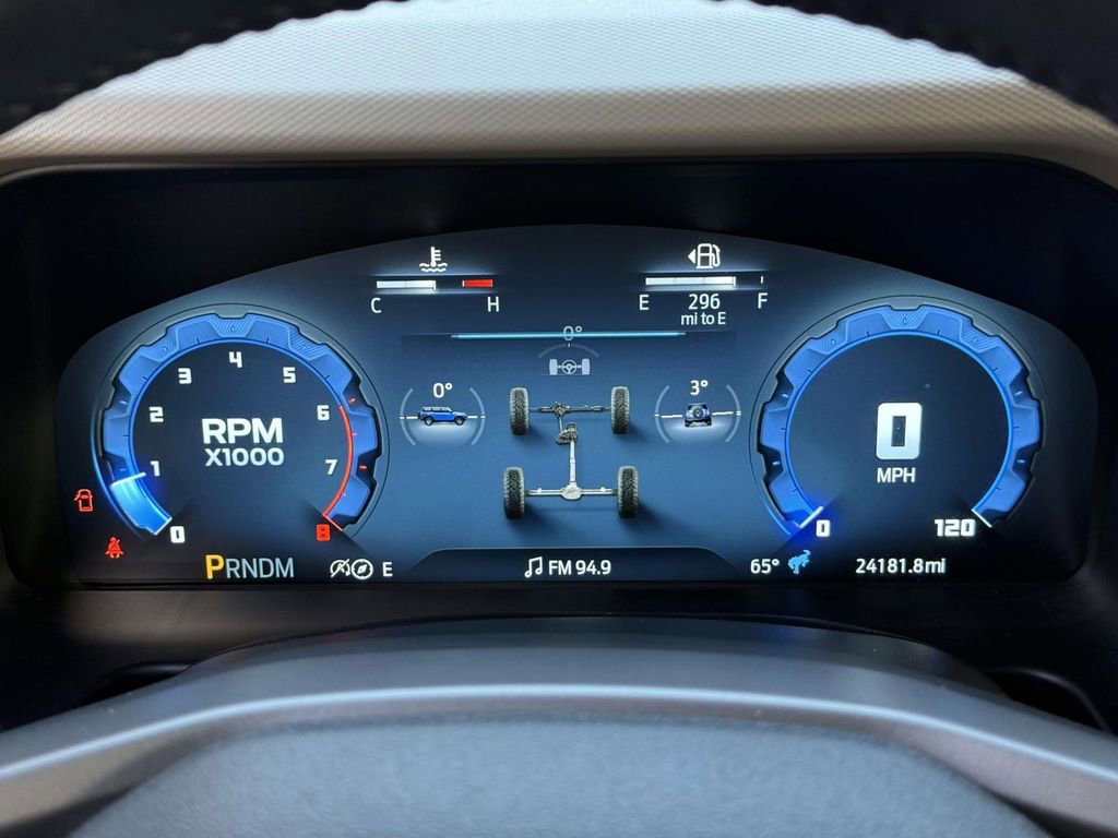 Used 2025 Ford Bronco Big Bend image 21