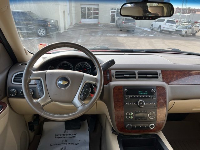 Used 2012 Chevrolet Suburban LT w/ Luxury Package image 18