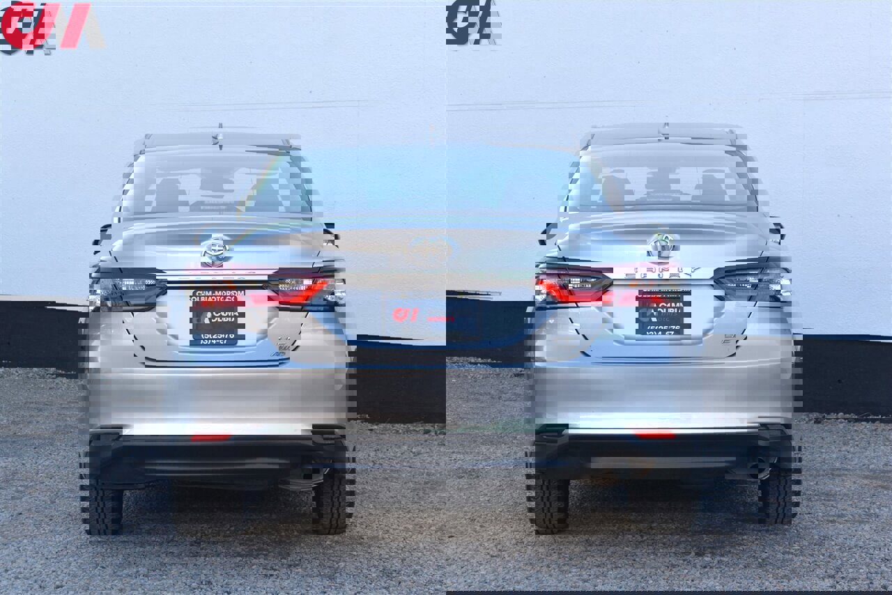 Used 2022 Toyota Camry LE AWD/4WD image 4