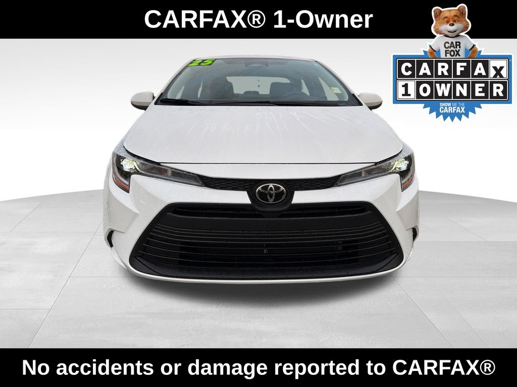 Used 2025 Toyota Corolla LE FWD video 2