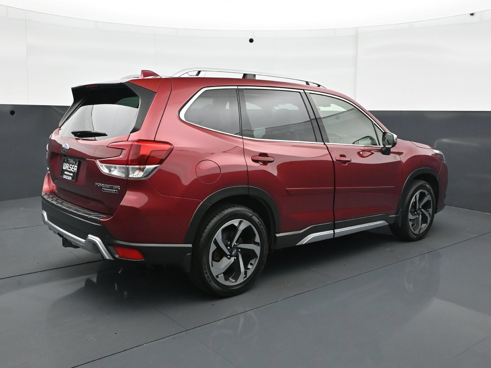 Used 2023 Subaru Forester Touring AWD/4WD image 7