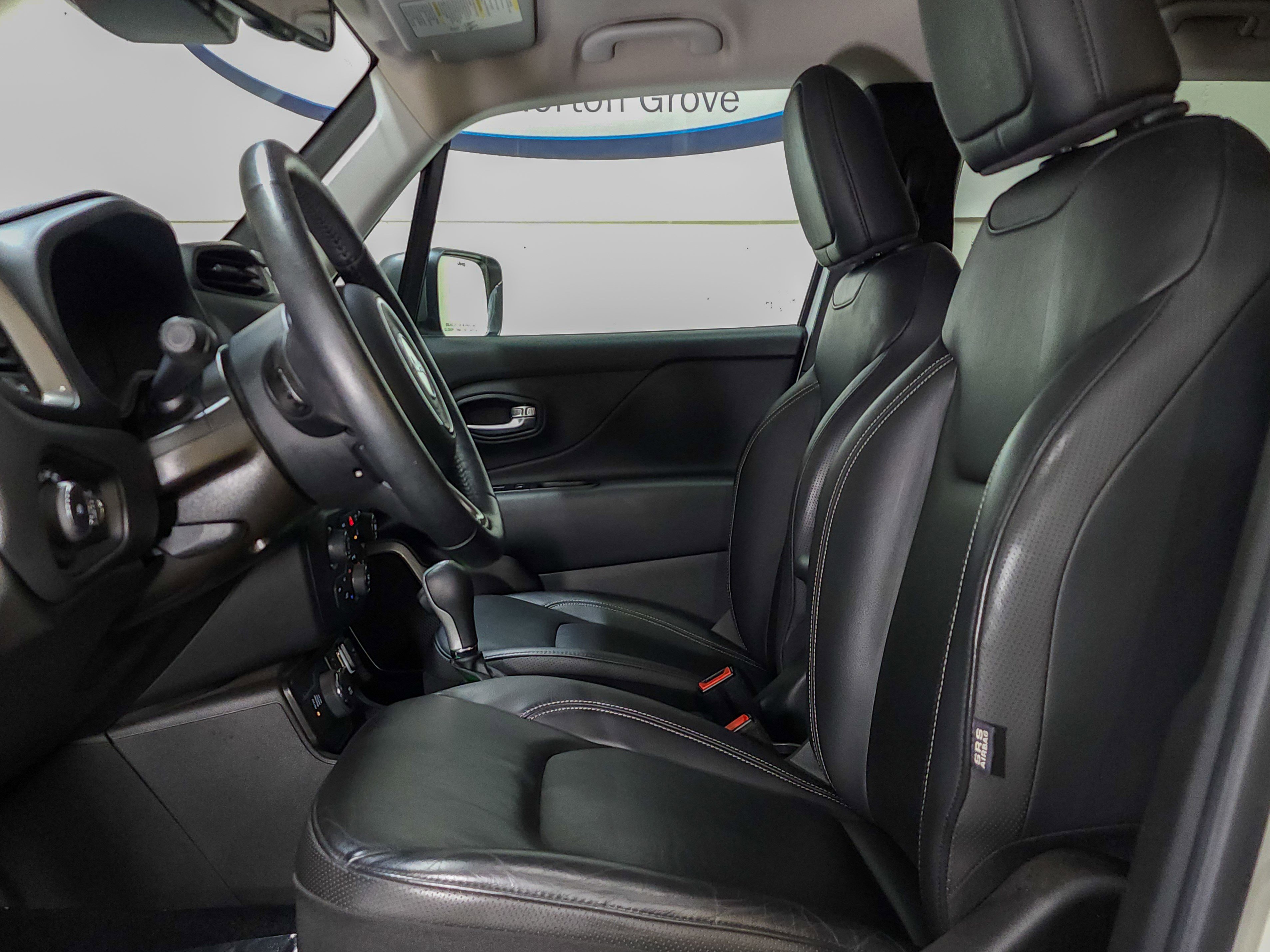 Used 2021 Jeep Renegade Limited image 42