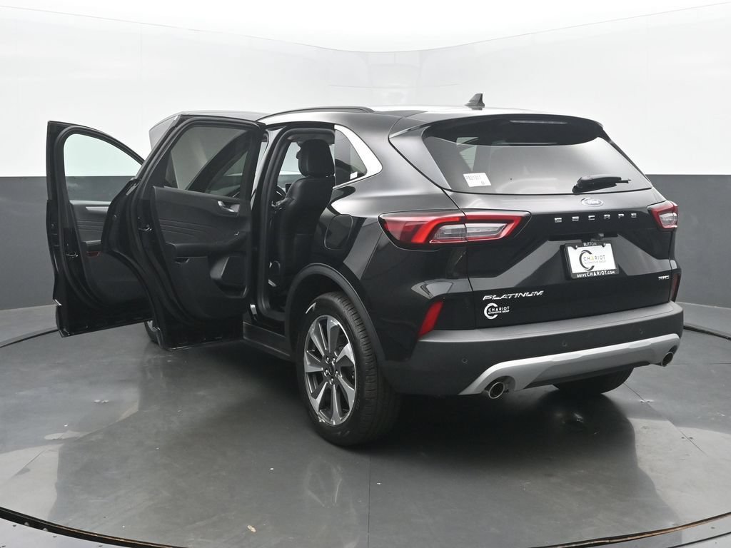 Used 2025 Ford Escape Platinum AWD/4WD image 57