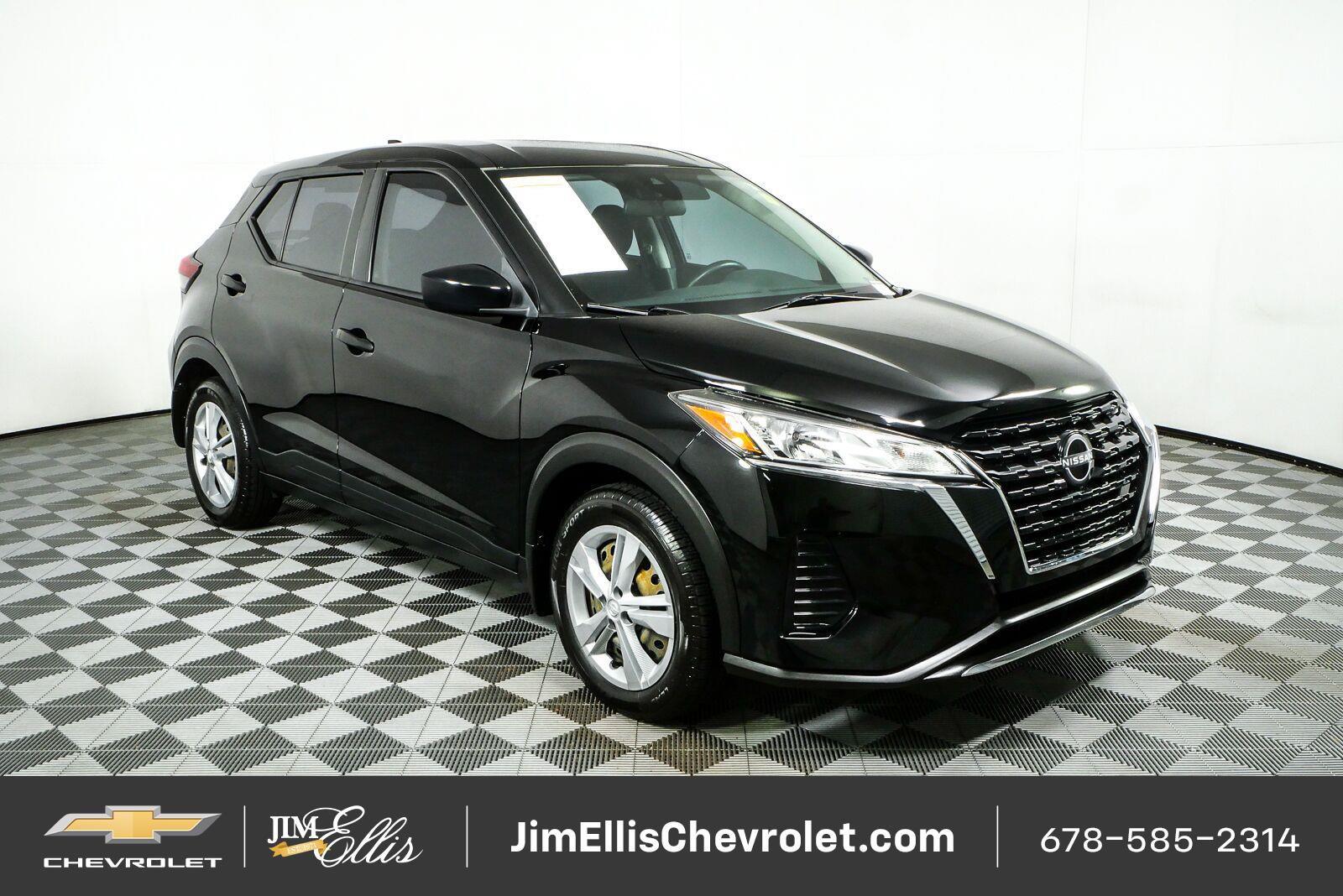 Used 2022 Nissan Kicks S