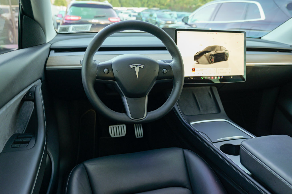 Used 2022 Tesla Model Y Performance AWD/4WD image 38
