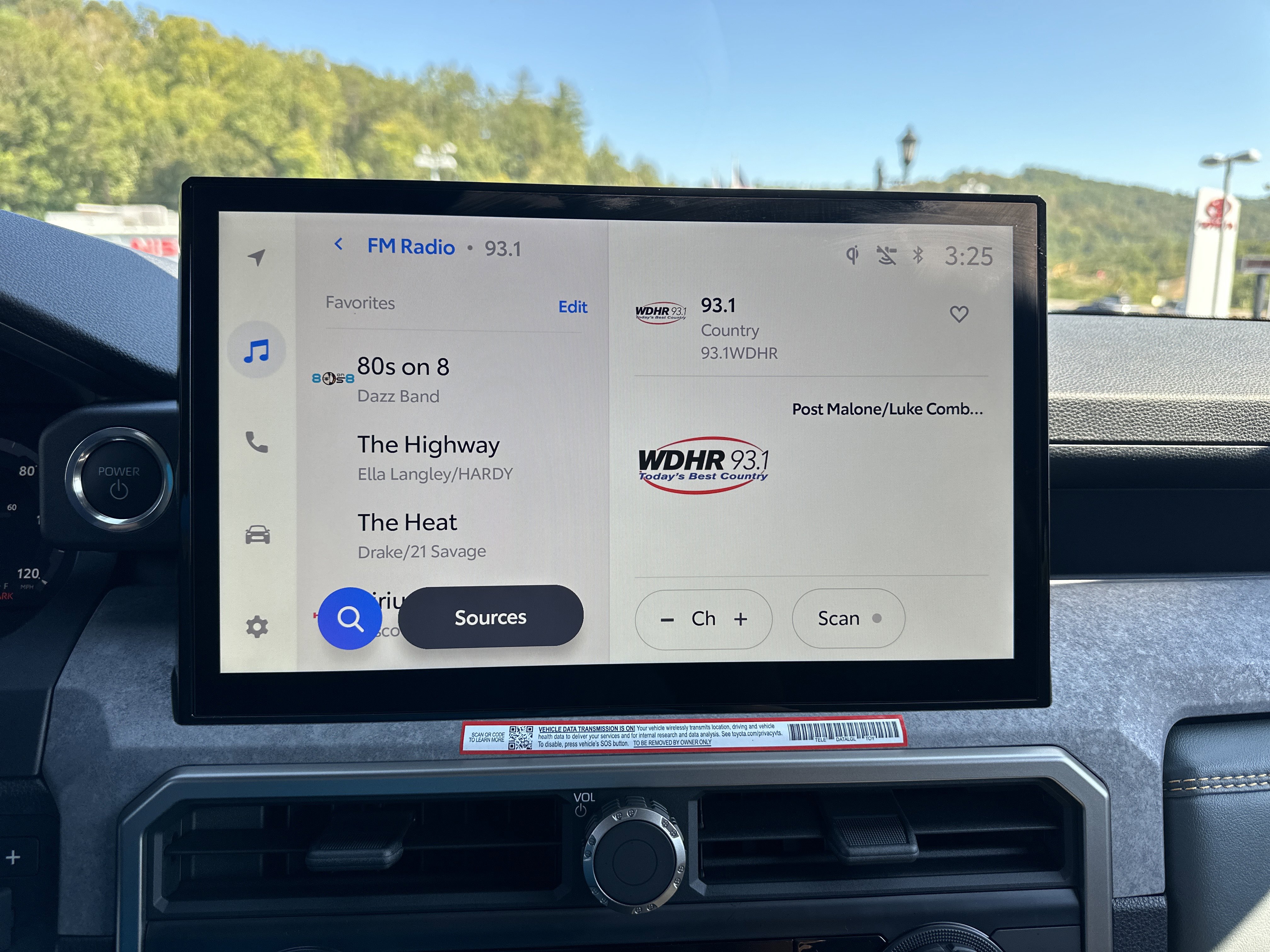 New 2025 Toyota 4Runner Trailhunter image 13