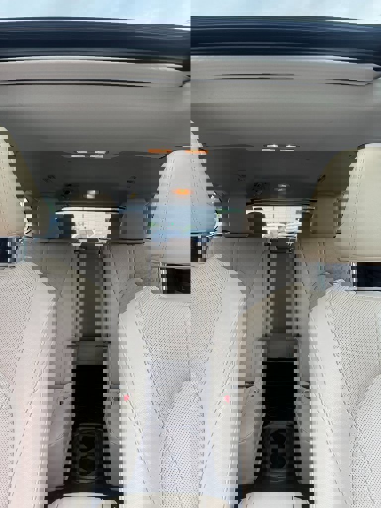 Used 2021 Toyota Highlander Limited image 11