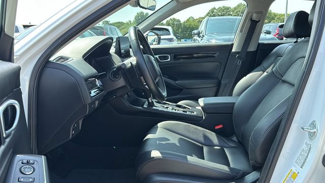 Used 2024 Honda Civic Touring image 10