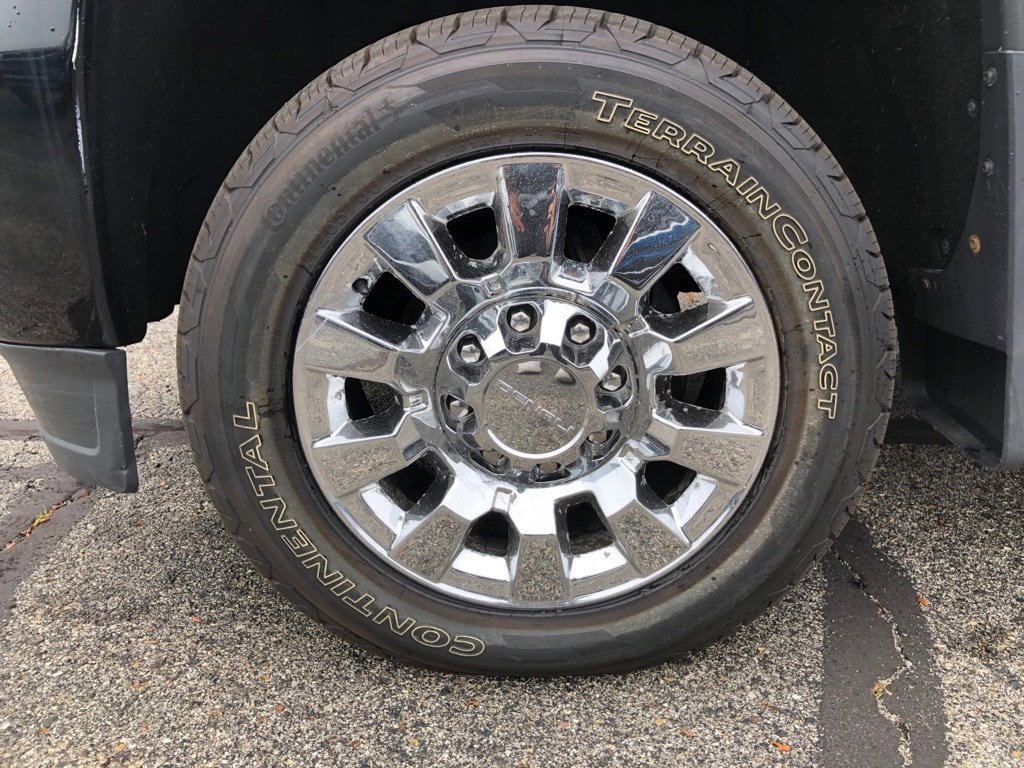 Used 2016 GMC Sierra 2500 Denali w/ Driver Alert Package image 9