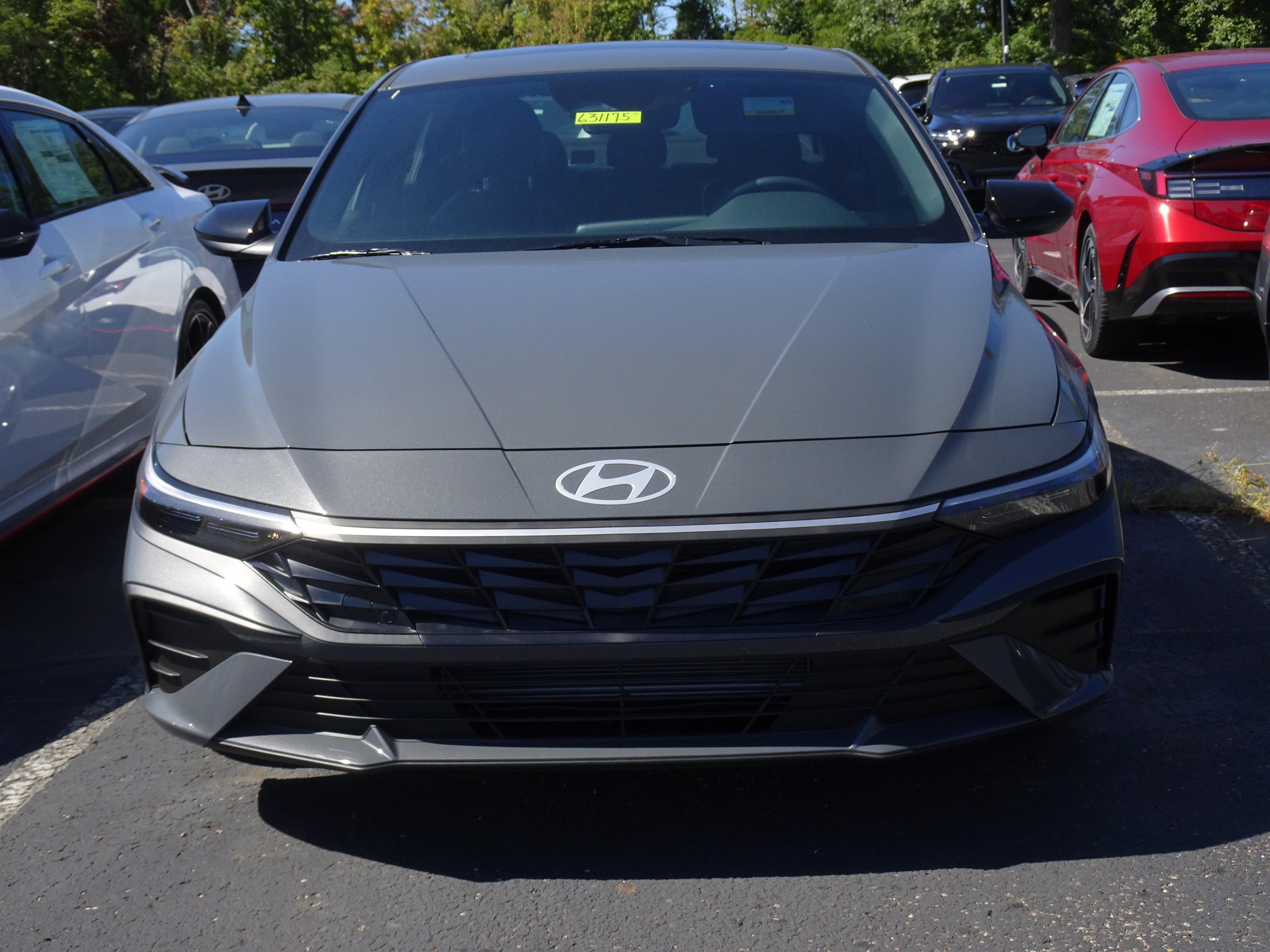 New 2026 Hyundai Elantra SEL Sport FWD image 3