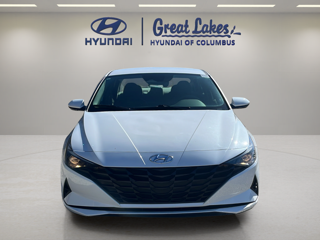 Used 2022 Hyundai Elantra SE w/ Preferred Accessory Package FWD image 8