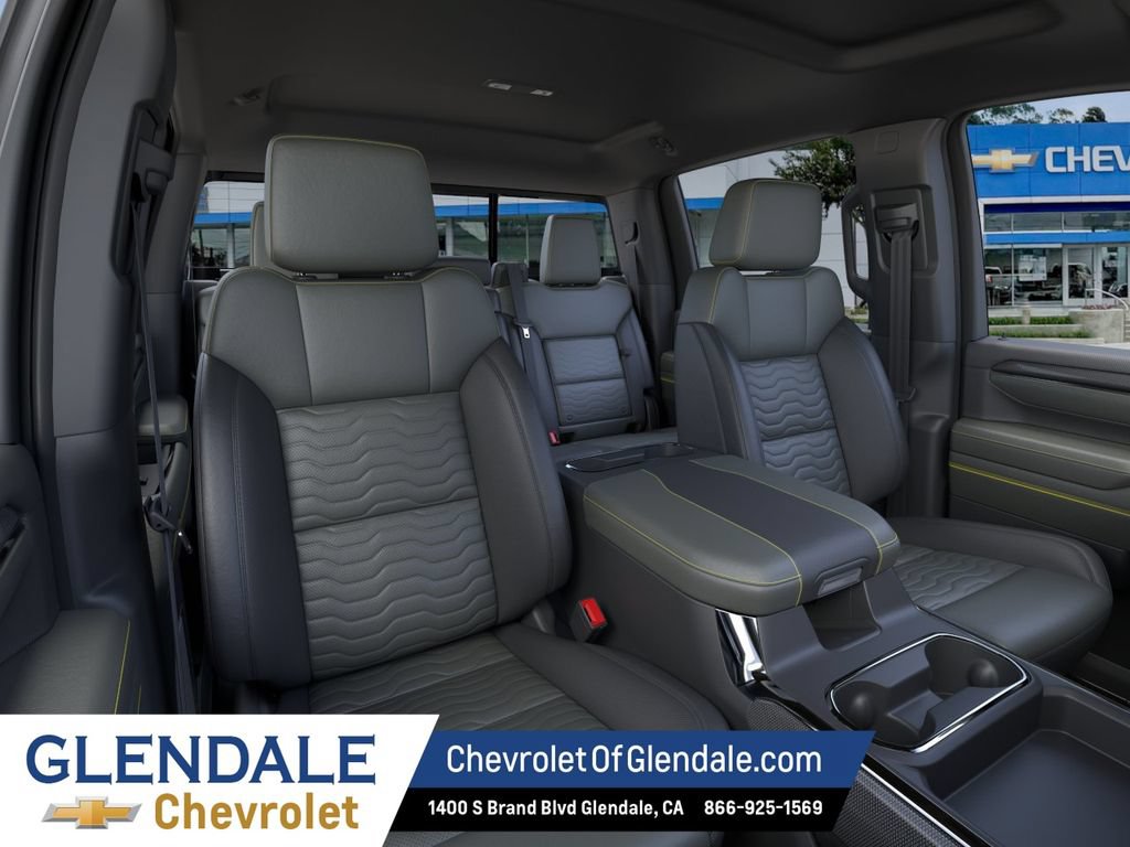 New 2026 Chevrolet Silverado 2500 ZR2 w/ LPO, Dark Essentials Package AWD/4WD image 16