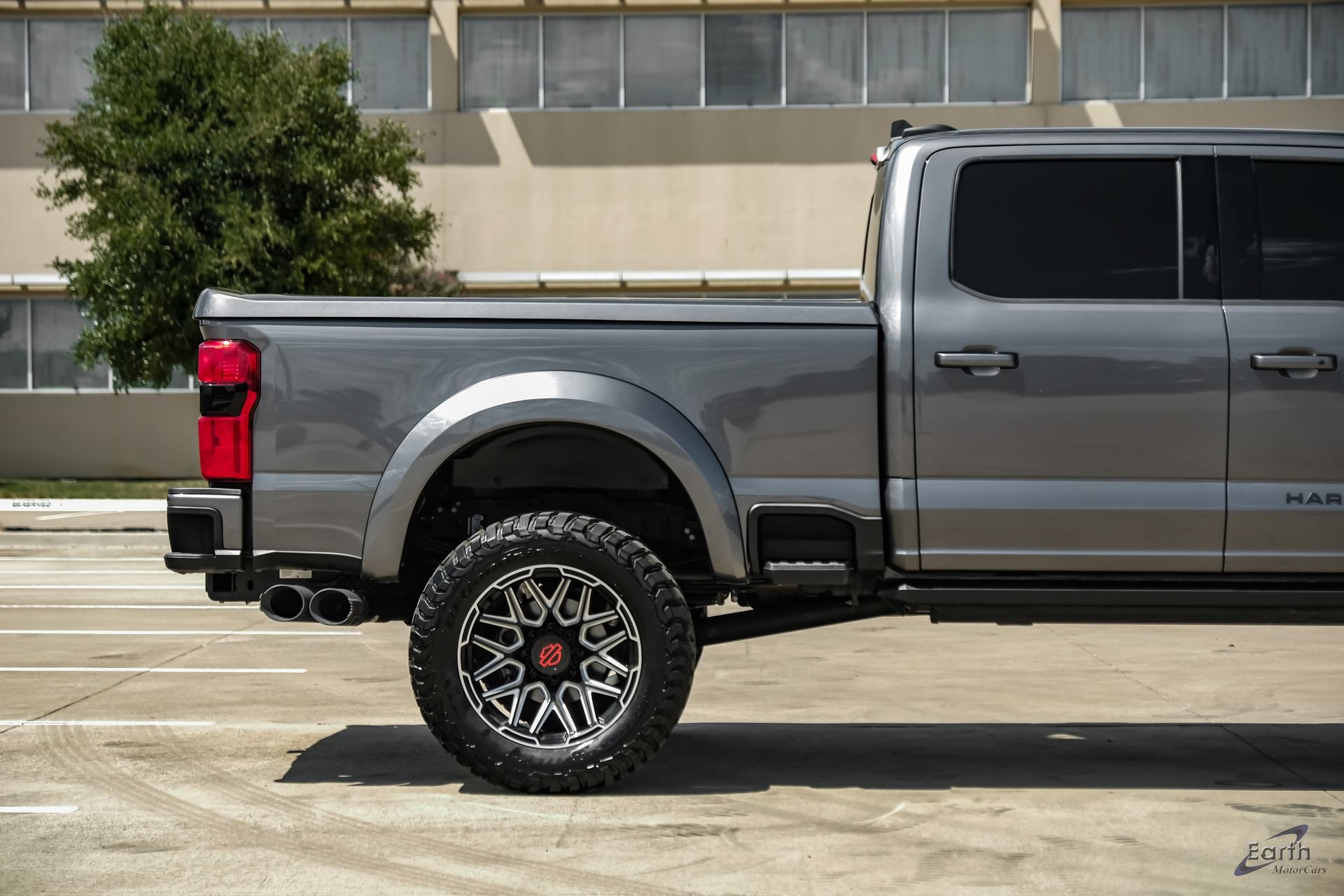 Used 2024 Ford F250 Lariat w/ Lariat Ultimate Package AWD/4WD image 22