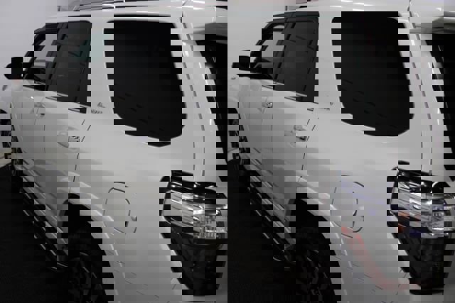 Used 2016 Toyota 4Runner Limited image 9