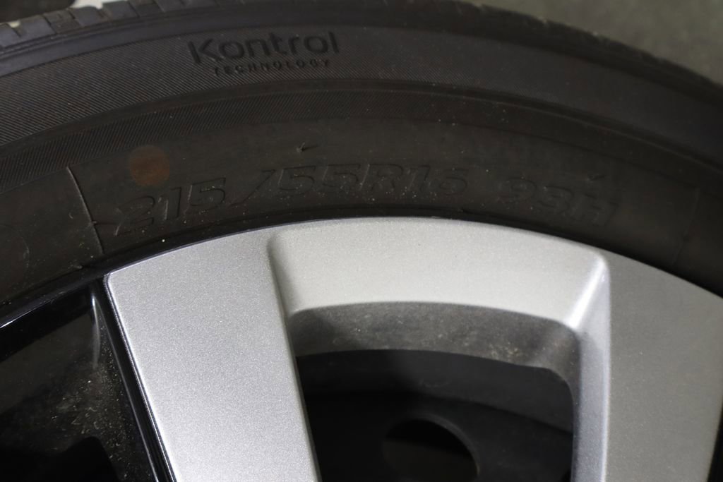 Used 2025 Honda Civic LX image 34