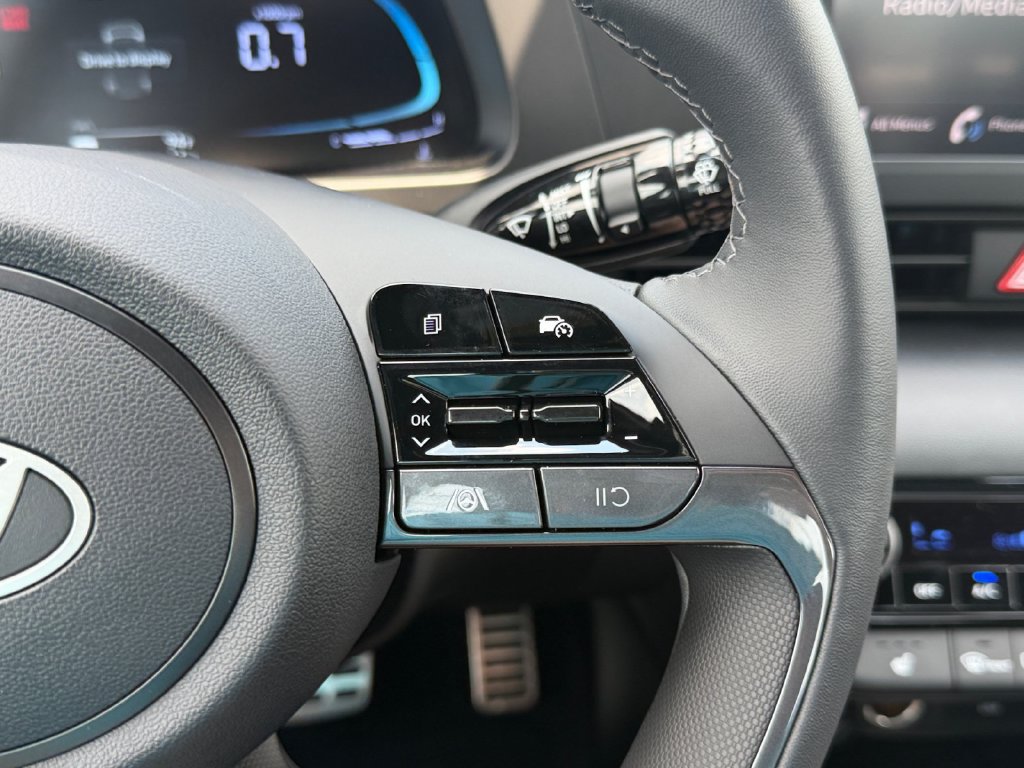 New 2026 Hyundai Elantra SEL Sport FWD image 23