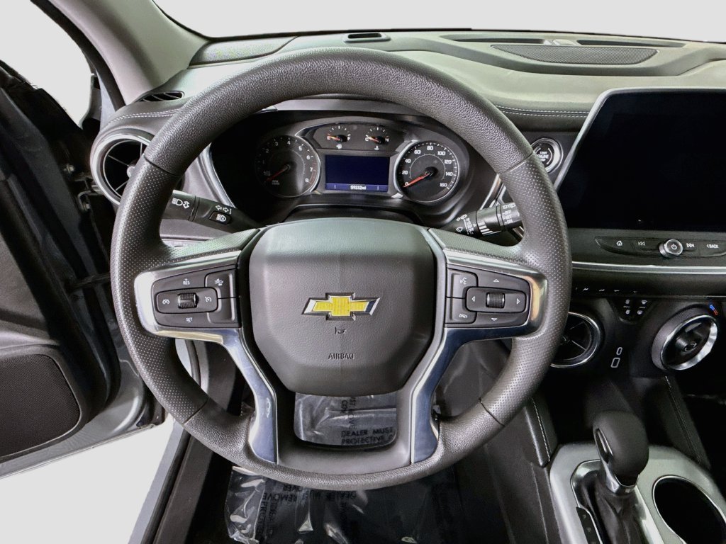Used 2023 Chevrolet Blazer LT AWD/4WD image 19