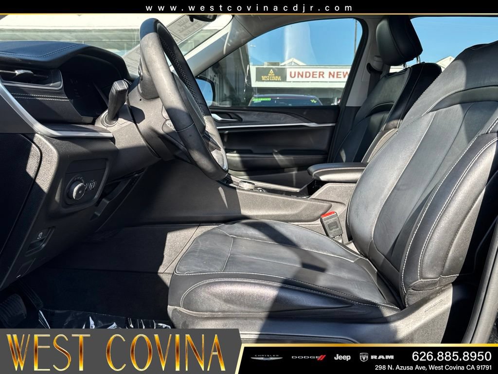 Used 2023 Jeep Grand Cherokee L Limited w/ Trailer Tow Group (B) AWD/4WD image 23