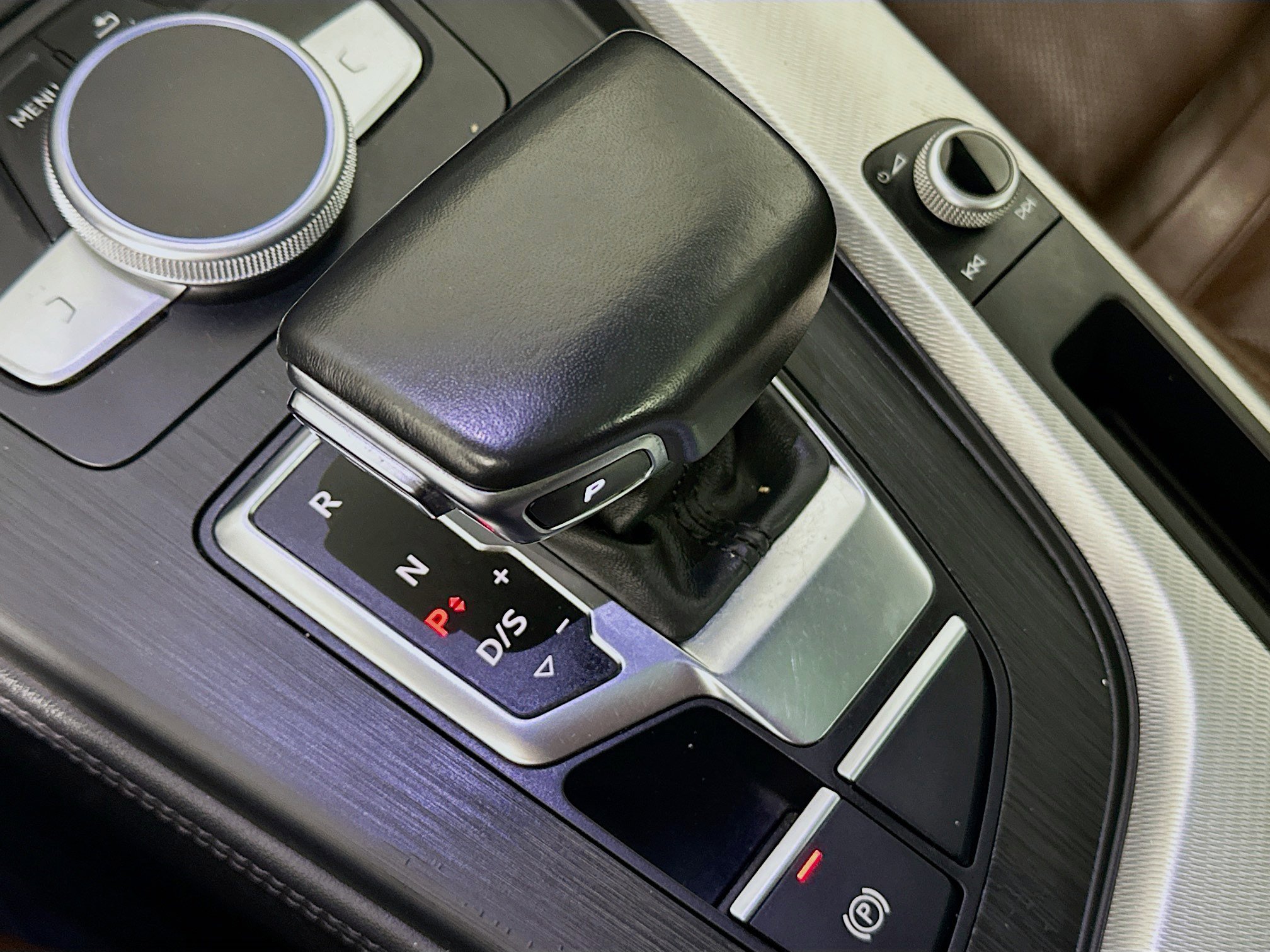 Used 2018 Audi A4 2.0T Prestige image 25