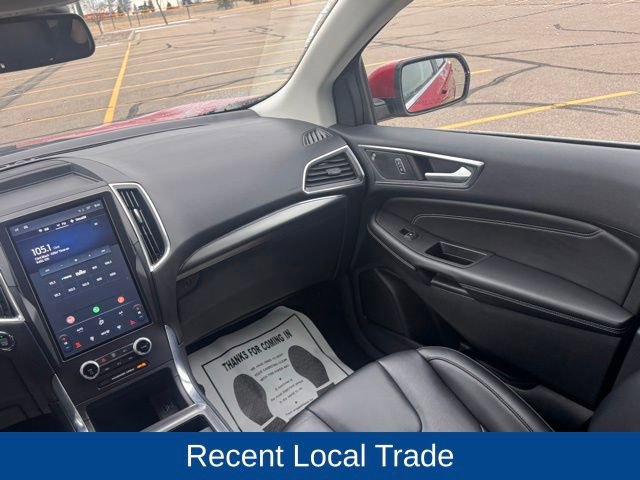 Used 2022 Ford Edge Titanium w/ Class II Trailer Tow Package AWD/4WD image 17