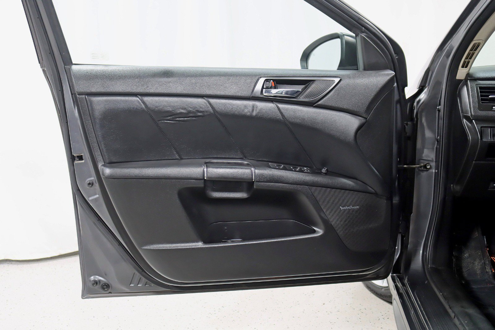 Used 2011 Suzuki Kizashi Sport GTS AWD/4WD image 28