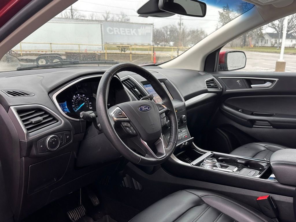 Used 2019 Ford Edge SEL w/ Equipment Group 201A image 10